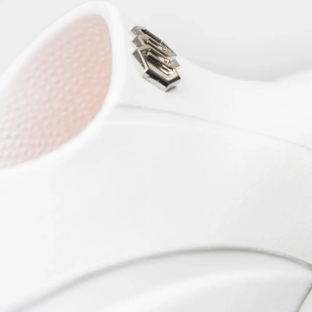 stico-white-nec-06_07.webp